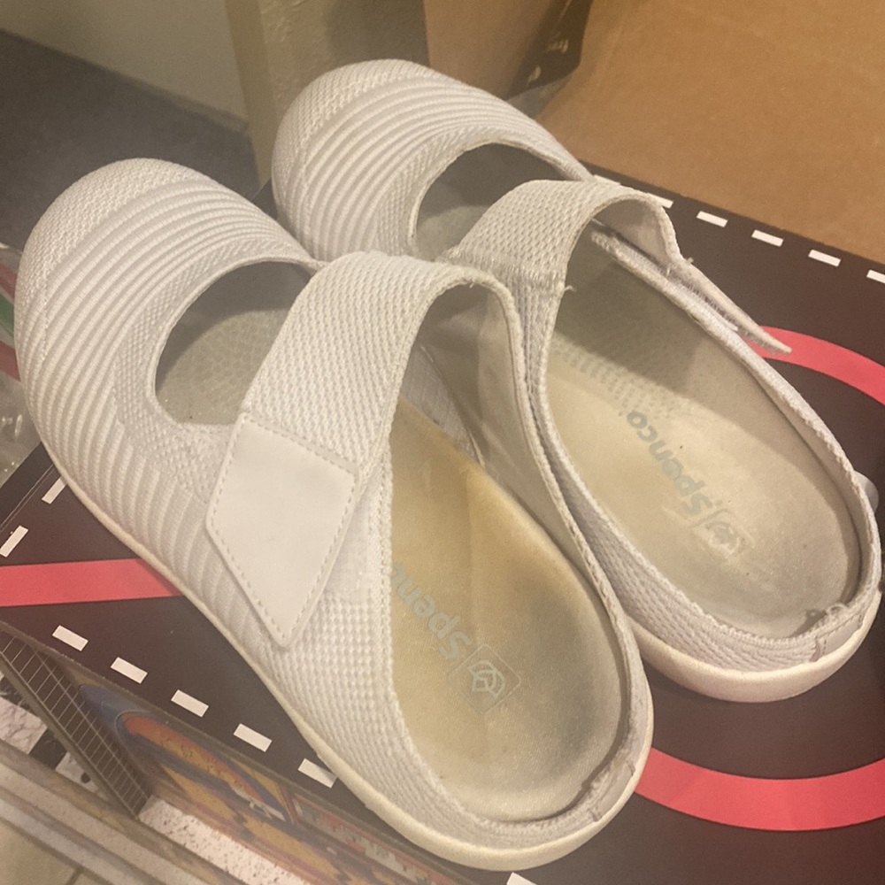 SPENCO- AFTER SURGERY SLIP ON SNEAKERS! All white & super comfy! - Picture 4 of 5
